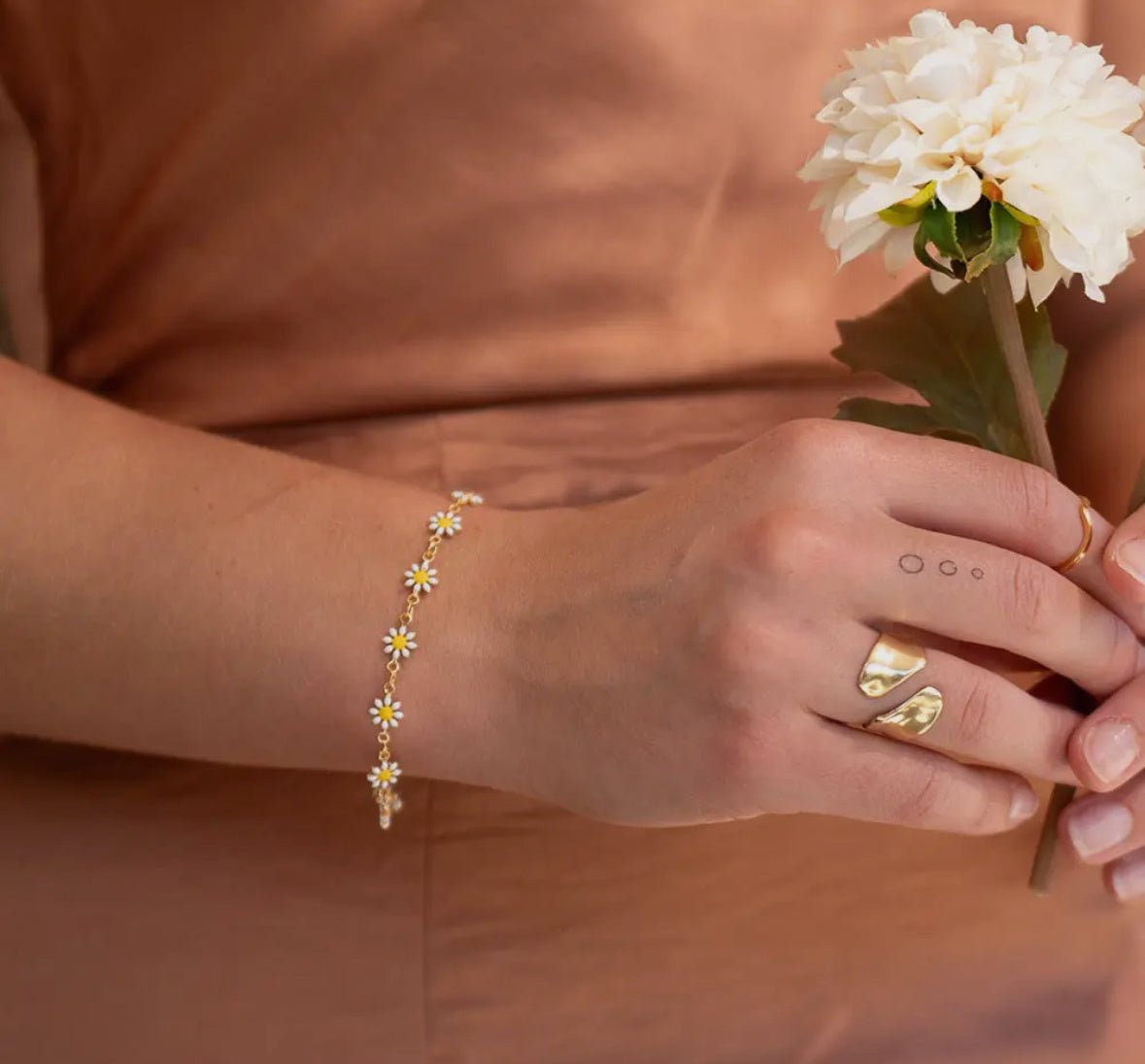 Daisy Chain Bracelet - Flea Boutiques