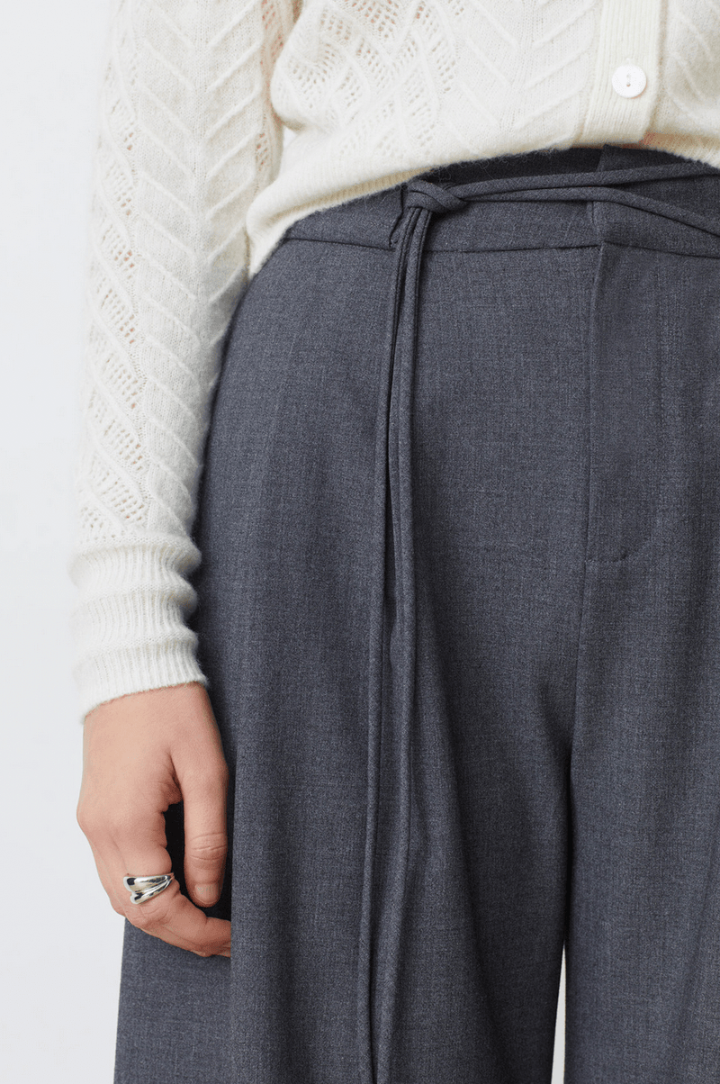 Jason Woven Pant - Flea Boutiques