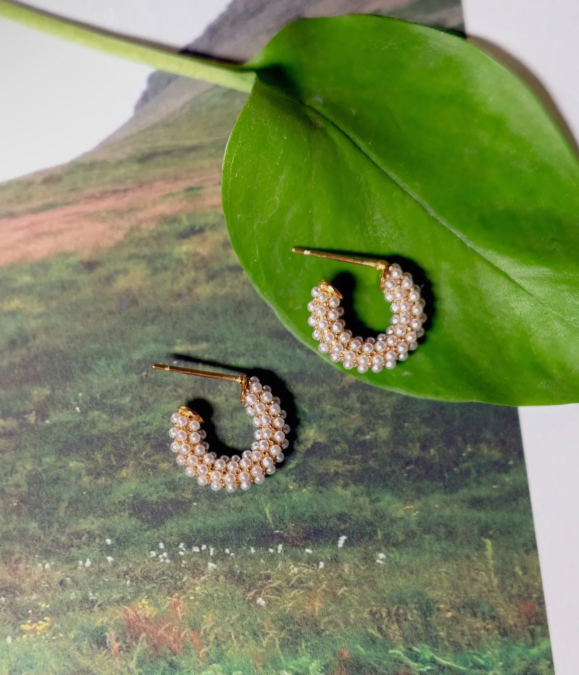Mini Dot Pearl Hoop - Flea Boutiques