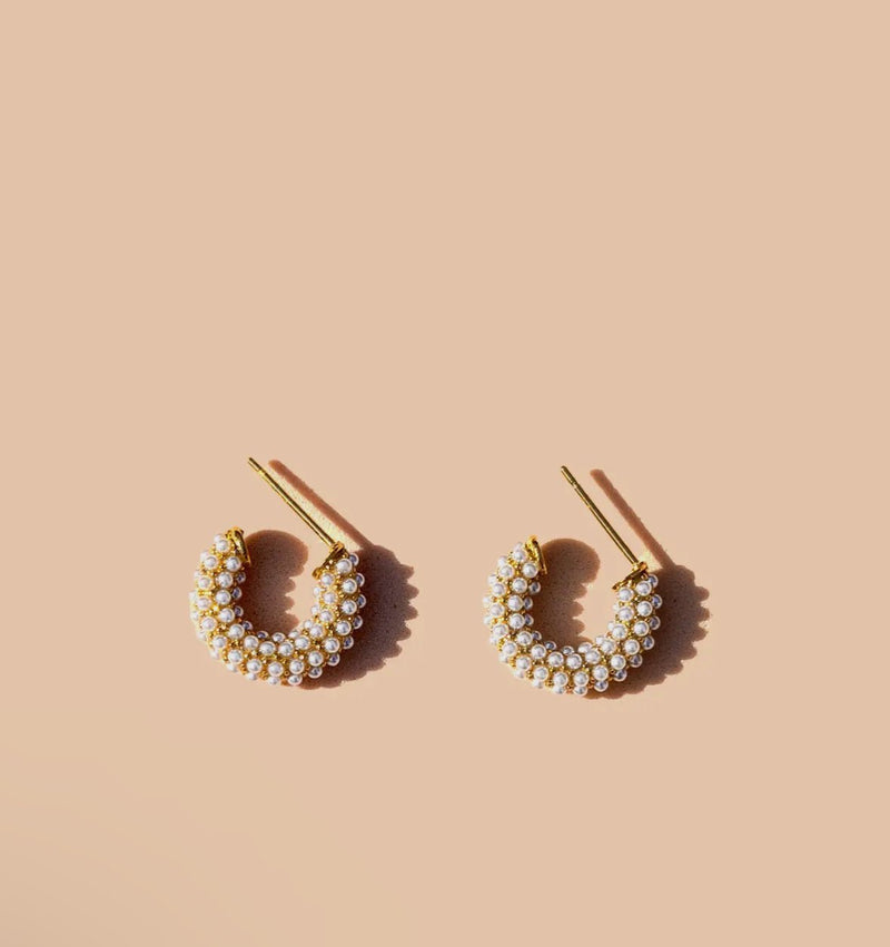 Mini Dot Pearl Hoop - Flea Boutiques