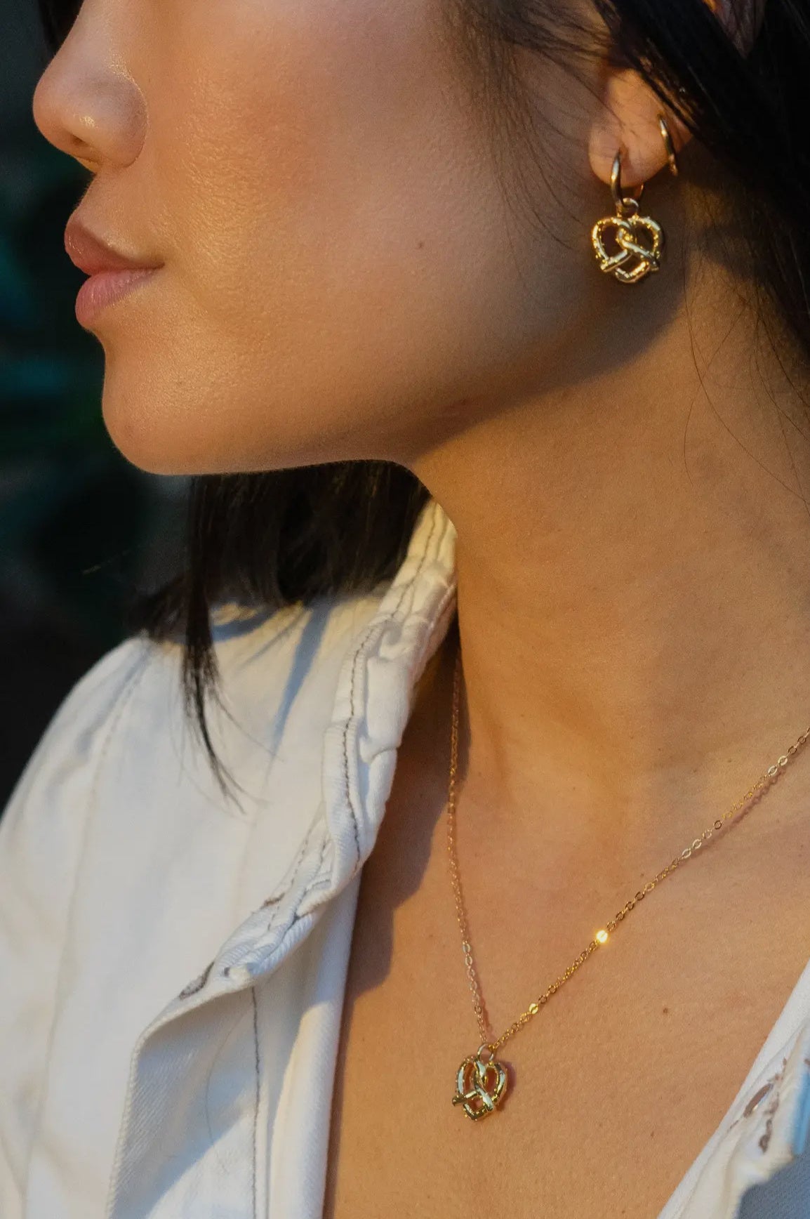 Twist Me Up Necklace - Flea Boutiques