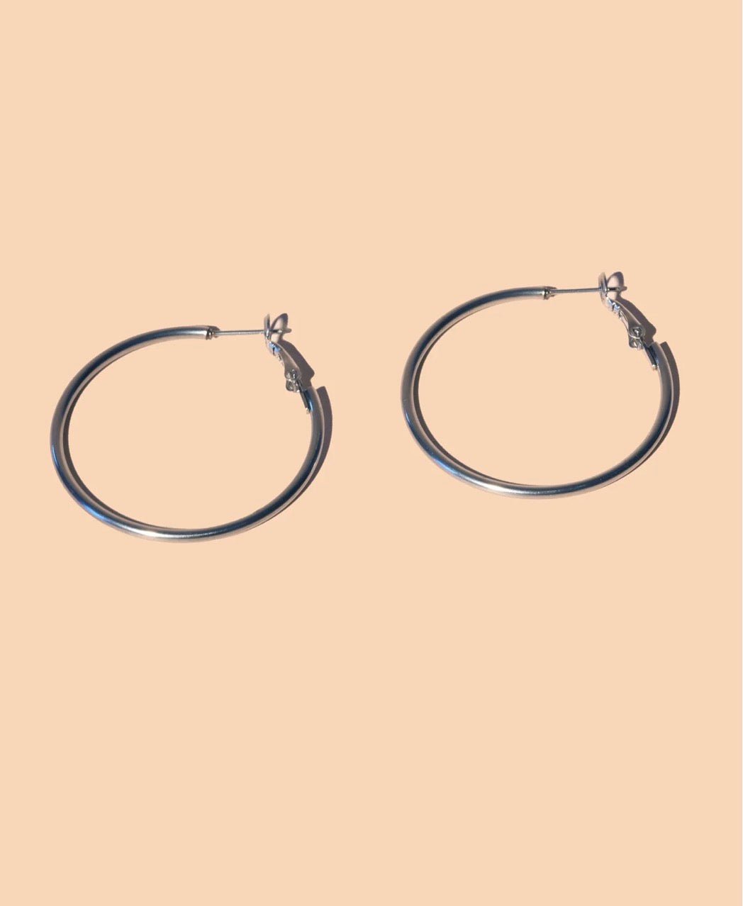Anjelica Hoops - Flea Boutiques