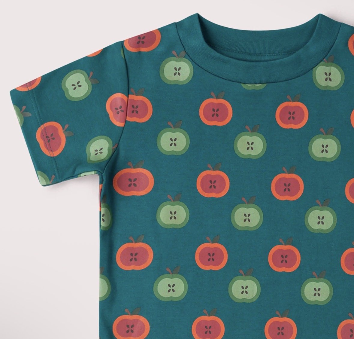 Apple Picking T-Shirt - Flea Boutiques