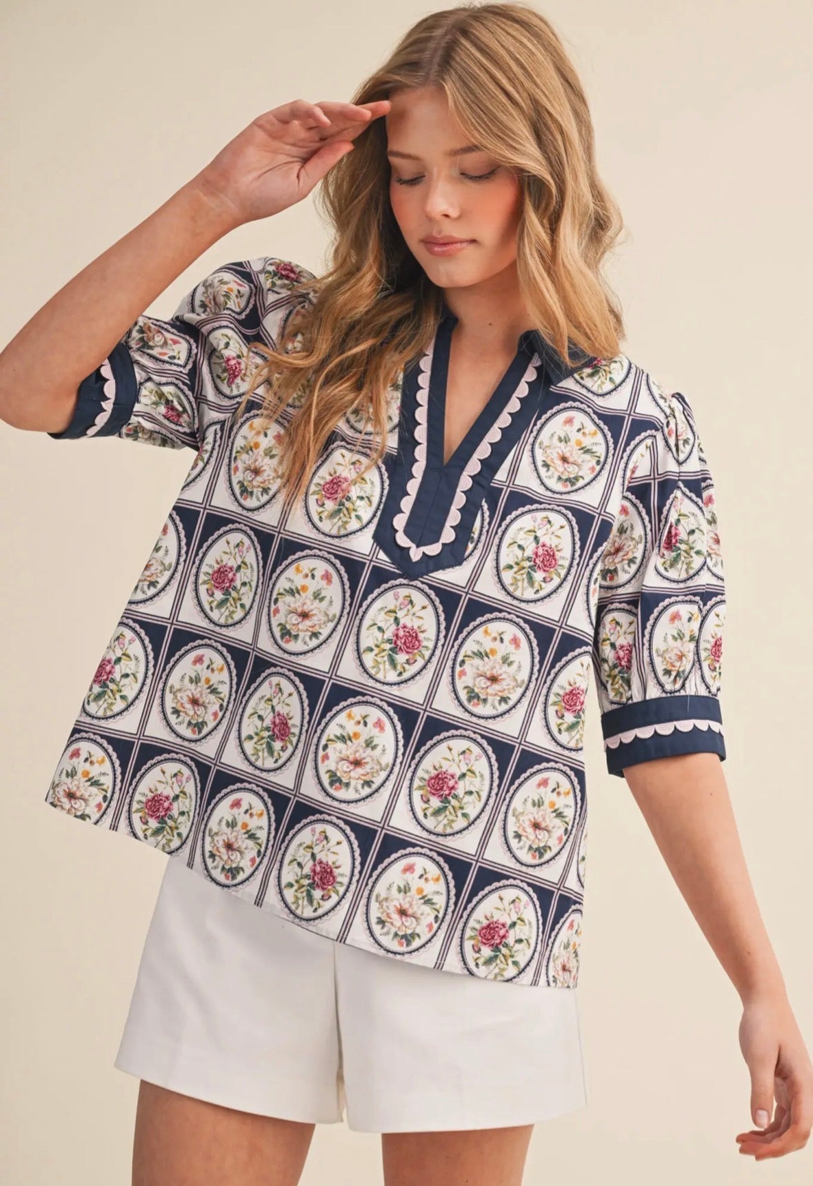 Binding Scallop Trim Top - Flea Boutiques