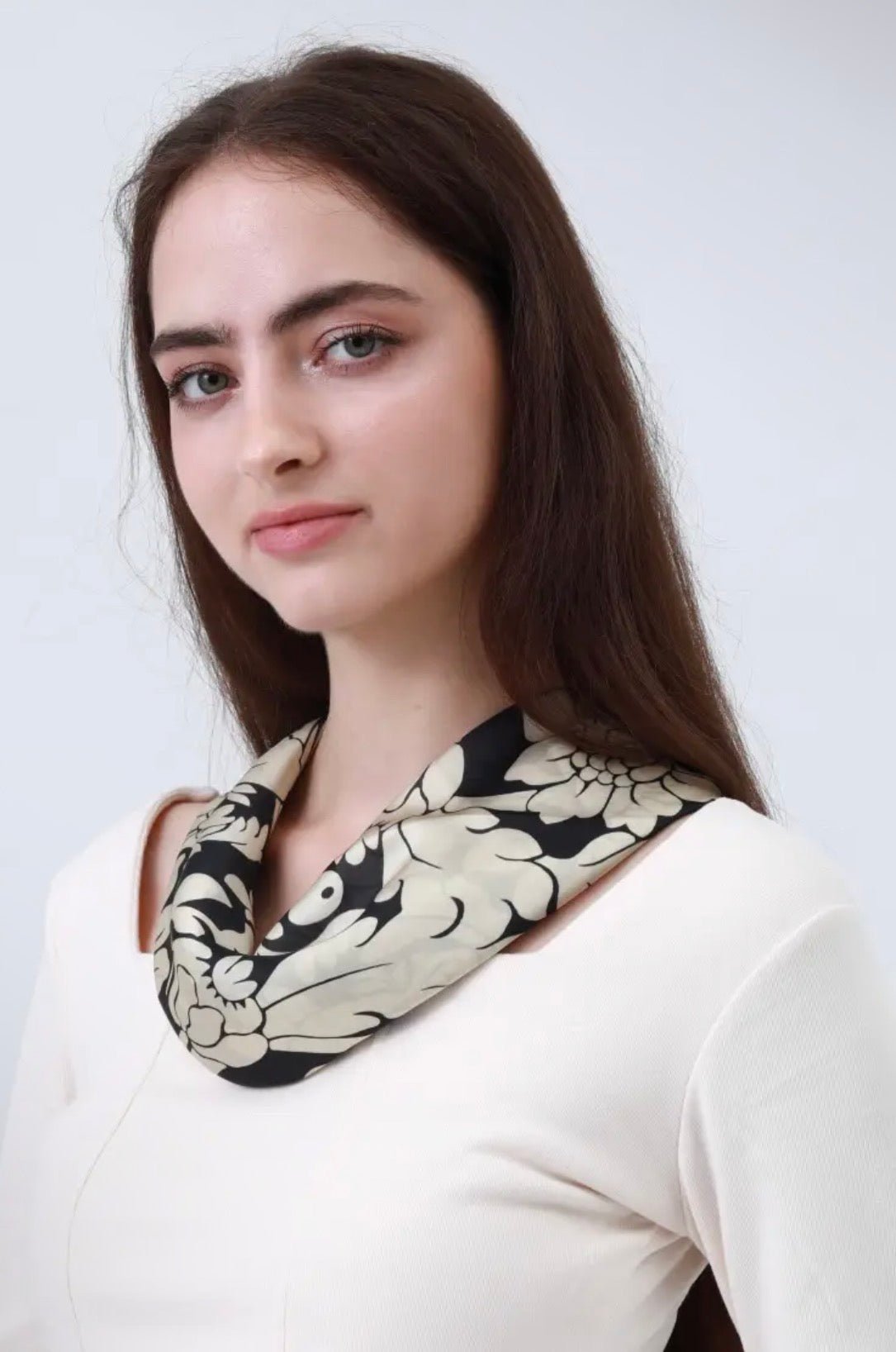 Black & white Classic Floral Scarf - Flea Boutiques