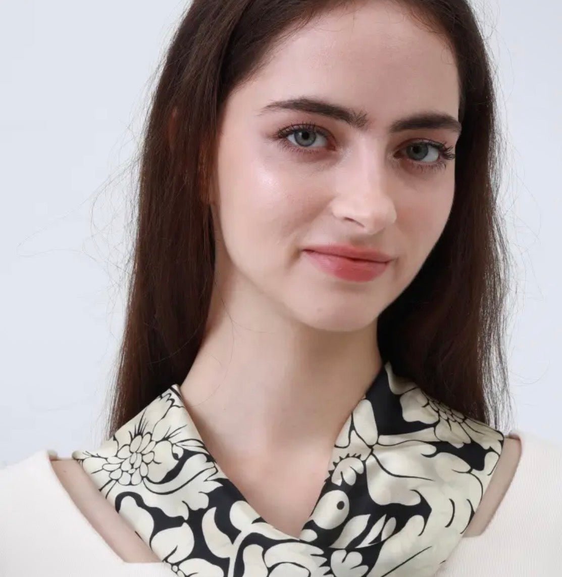 Black & white Classic Floral Scarf - Flea Boutiques
