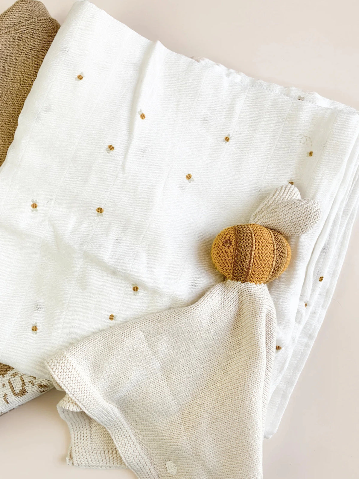 Blueberry Hill Muslin Swaddle - Flea Boutiques