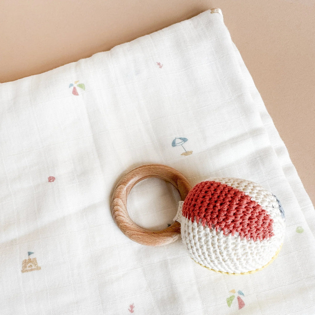 Blueberry Hill Teether Beach - Flea Boutiques