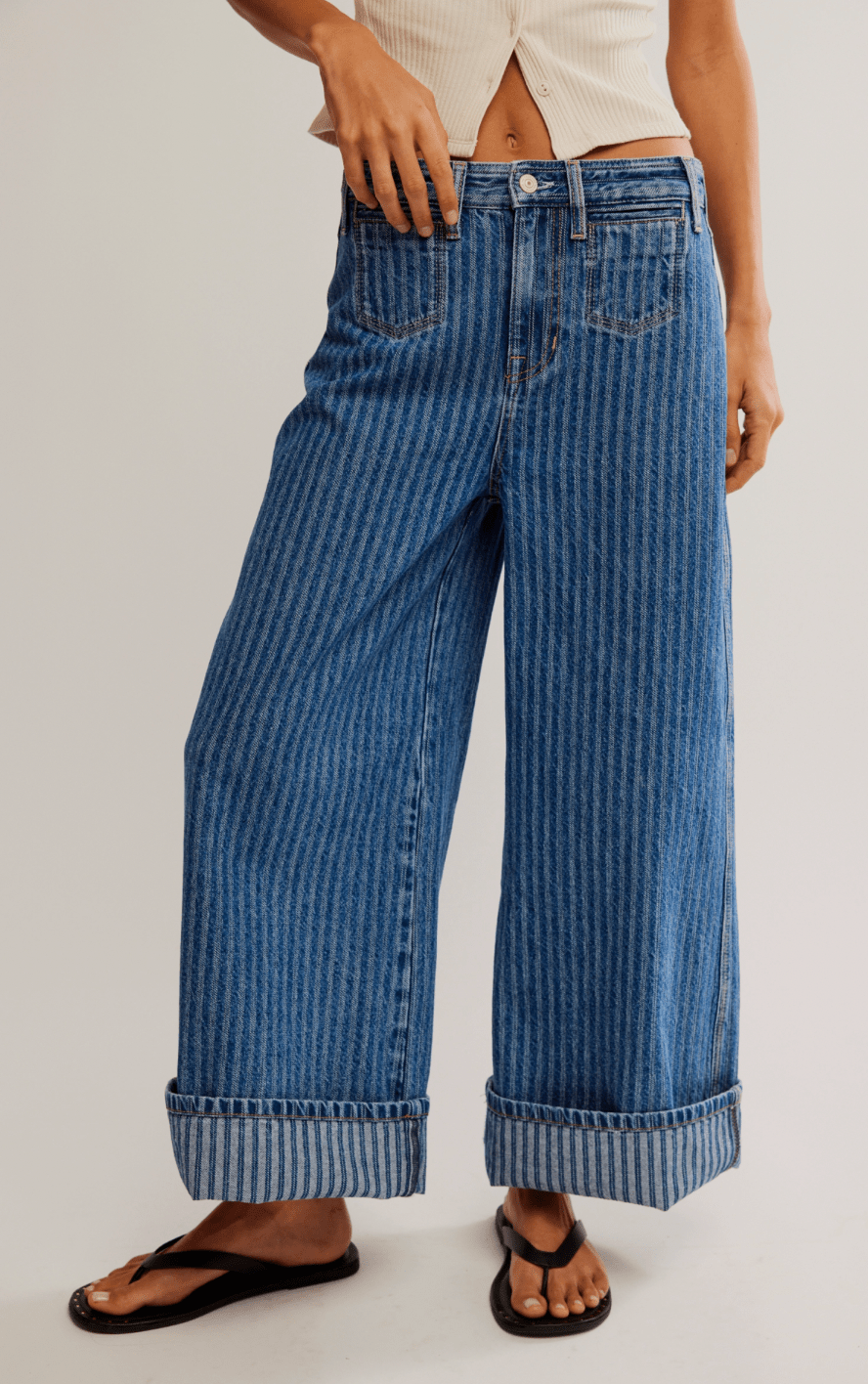 Brette Cropped W - Leg - Flea Boutiques