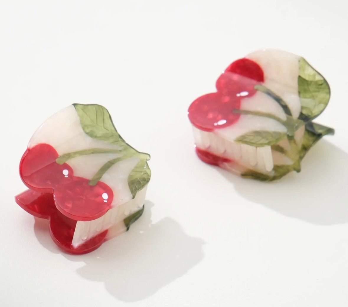 Cherry Claw Clip - Flea Boutiques