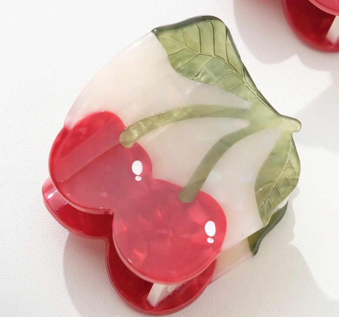 Cherry Claw Clip - Flea Boutiques
