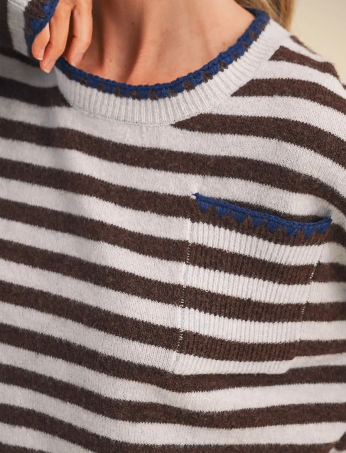 Contrast Triangle Stitch Sweater - Flea Boutiques