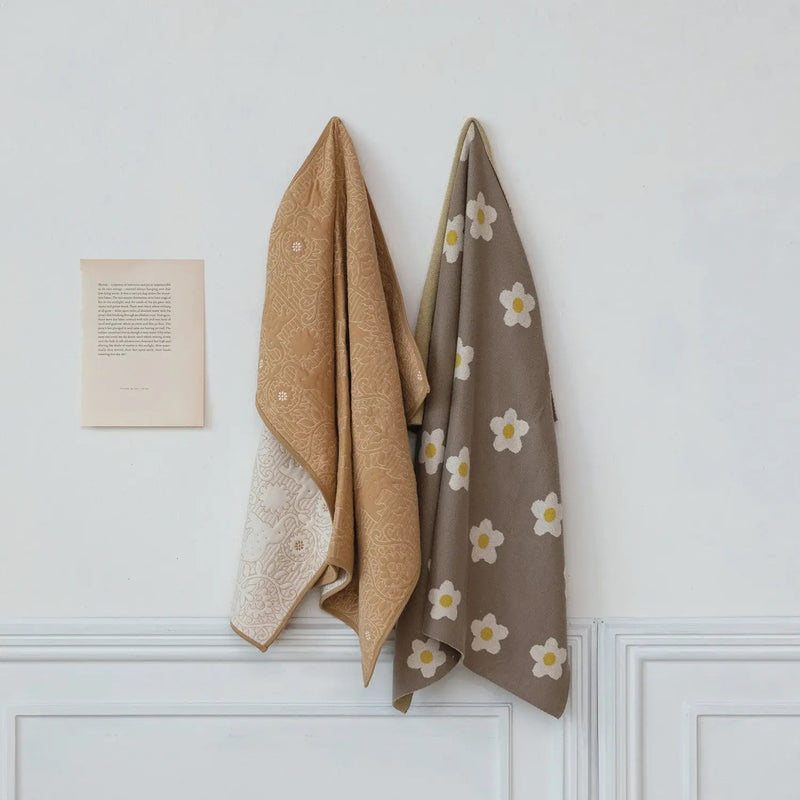 Cotton Knit Blanket W/ Flowers - Flea Boutiques
