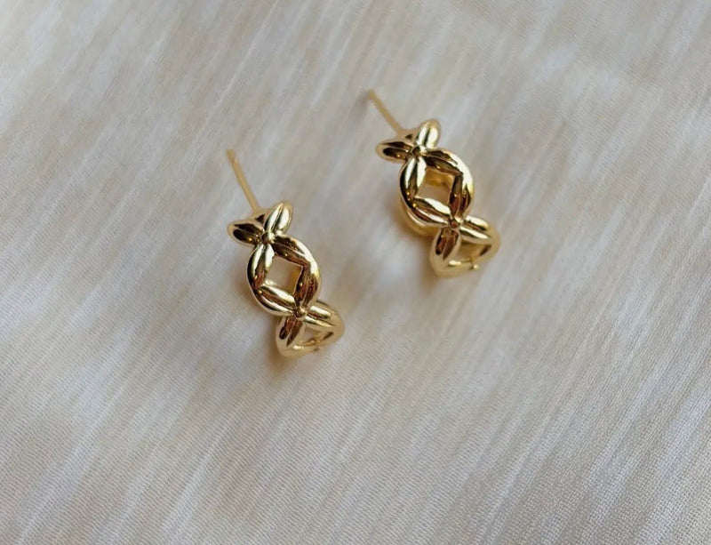 Criss Cross Hoop Earrings - Flea Boutiques