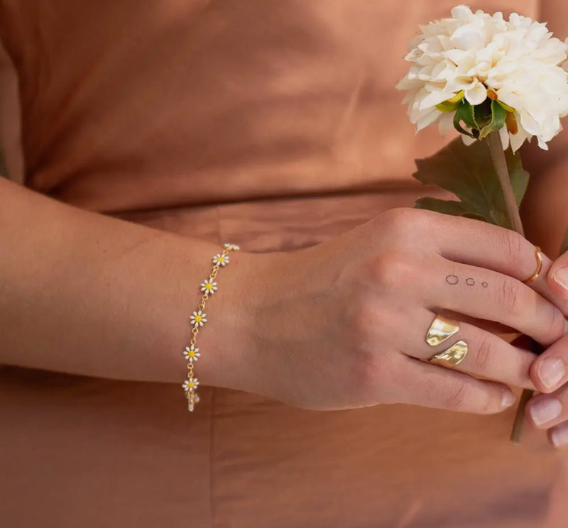 Daisy Chain Bracelet - Flea Boutiques