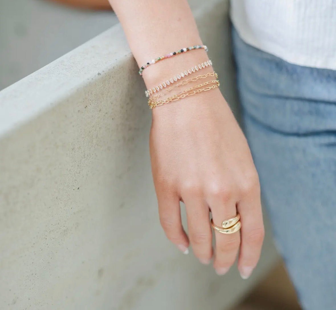 Delicate Stone Pulley Bracelet - Flea Boutiques