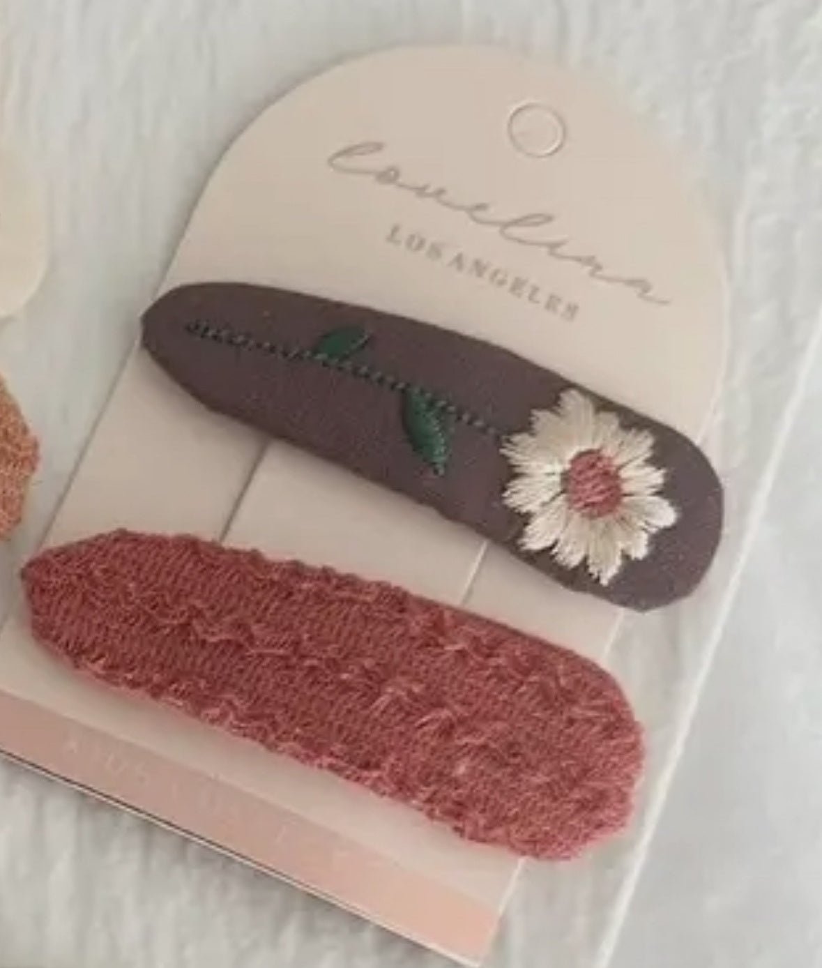 Embroidered Daisy Hair Clip - Flea Boutiques