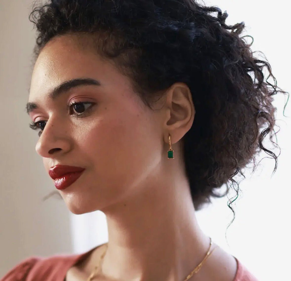 Emerald Green Earrings - Flea Boutiques