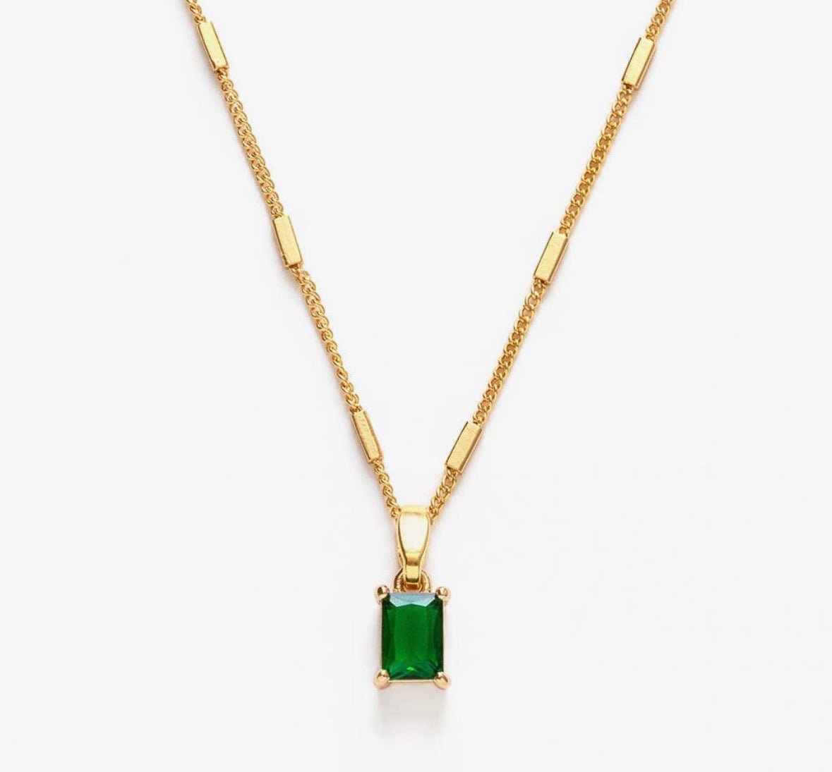 Emerald Green Necklace - Flea Boutiques