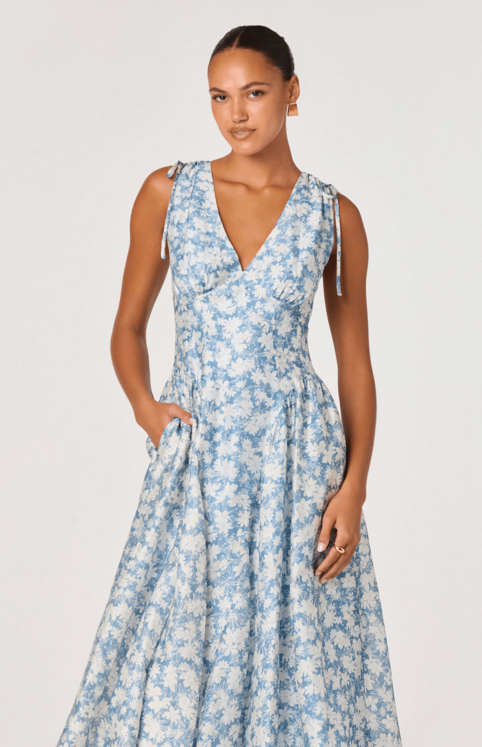 Emmery Floral Midi Dress - Flea Boutiques