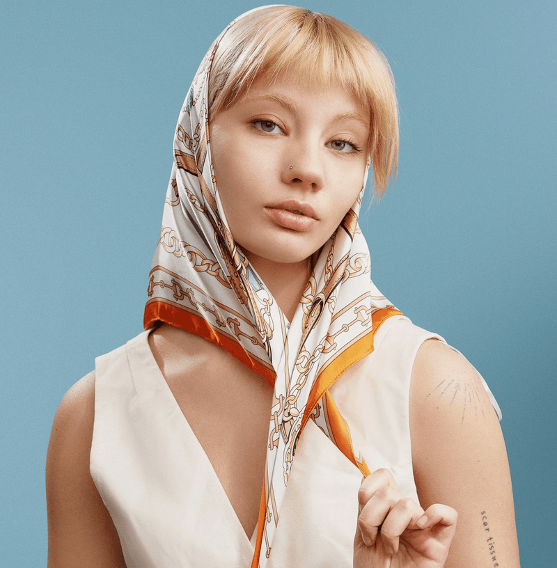 Equestrian Chain Square Scarf - Flea Boutiques