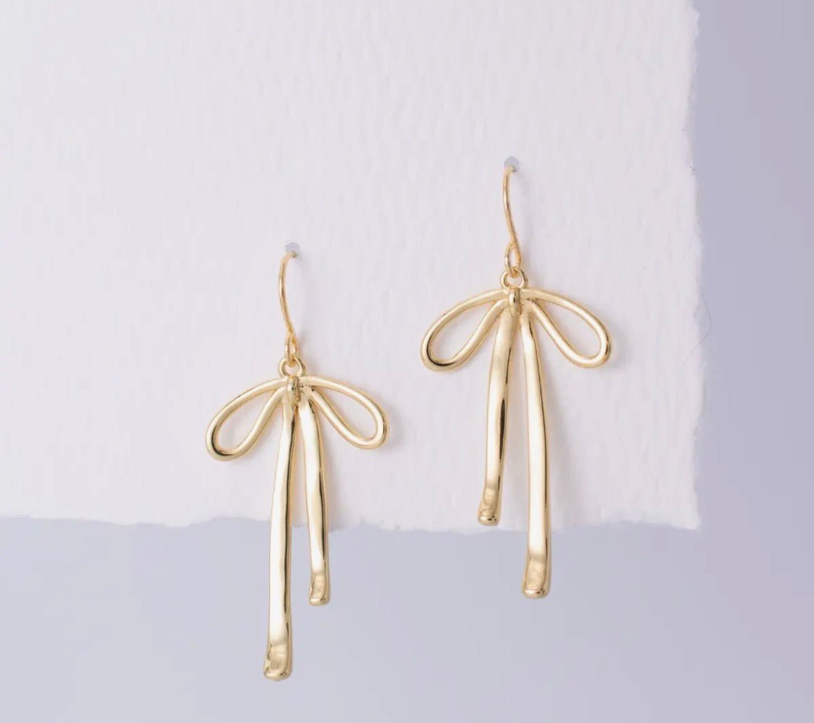 Fabulously Perfect Flowy Bow - Flea Boutiques