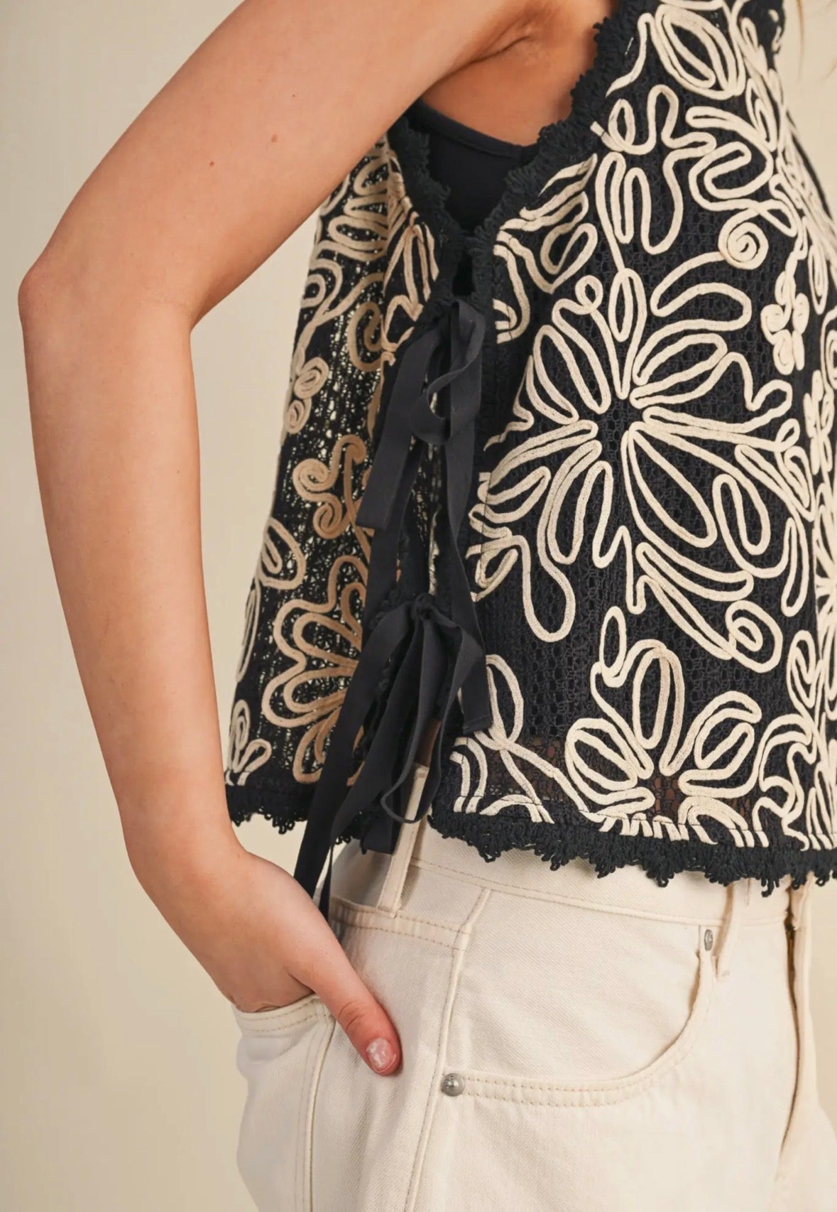 Floral Crochet Tank w/Tying Detail - Flea Boutiques