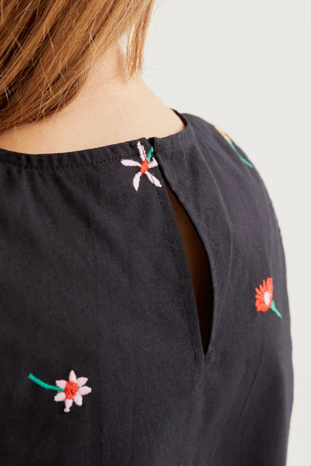 Flower Embroidery Tank - Flea Boutiques