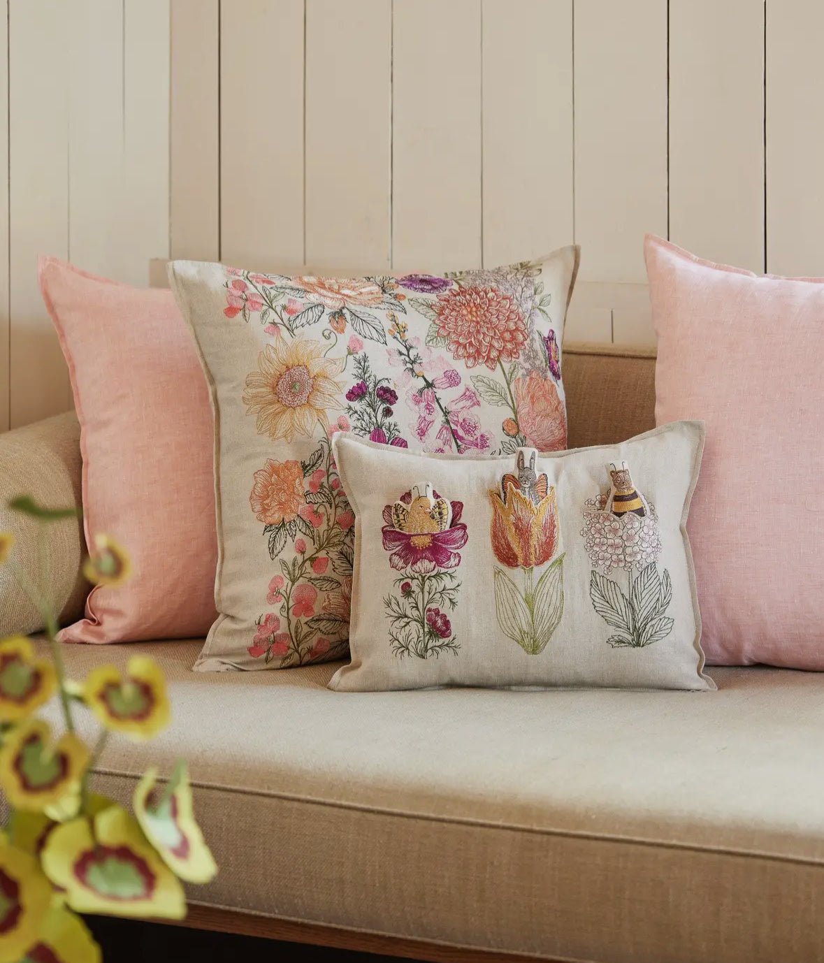 Flower Friends Pocket Pillow - Flea Boutiques