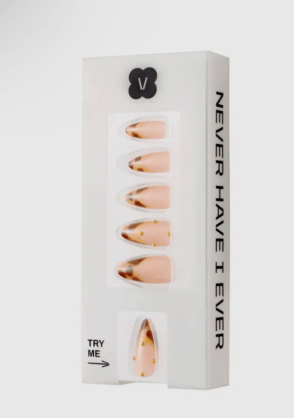 French Leopard Studded nails - Flea Boutiques