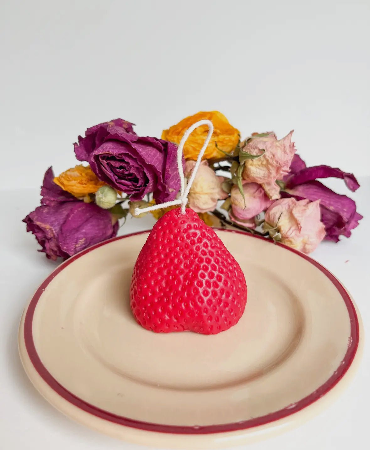 Fresh Strawberry Candle - Flea Boutiques