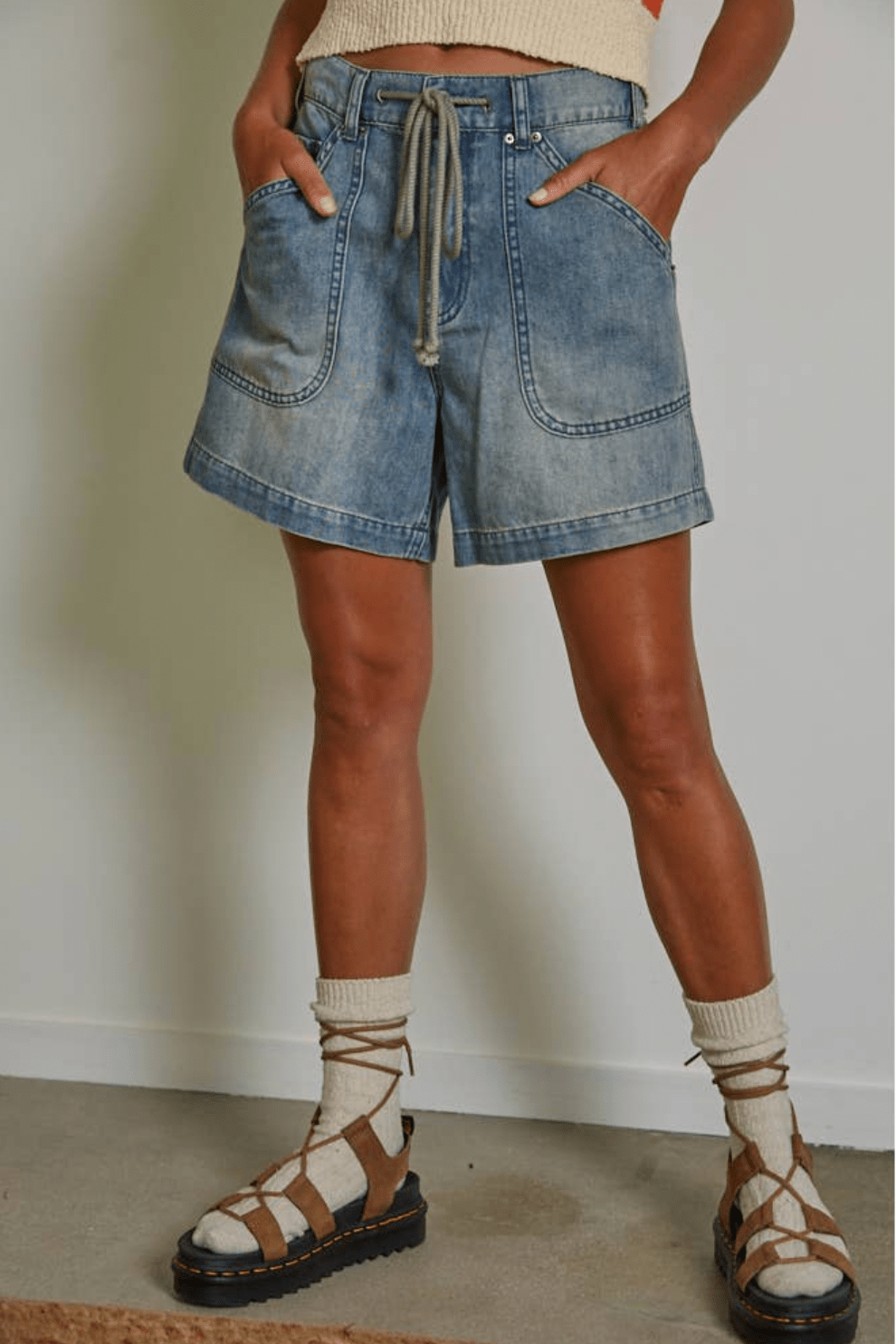 Front Relax Pleated Shorts - Flea Boutiques
