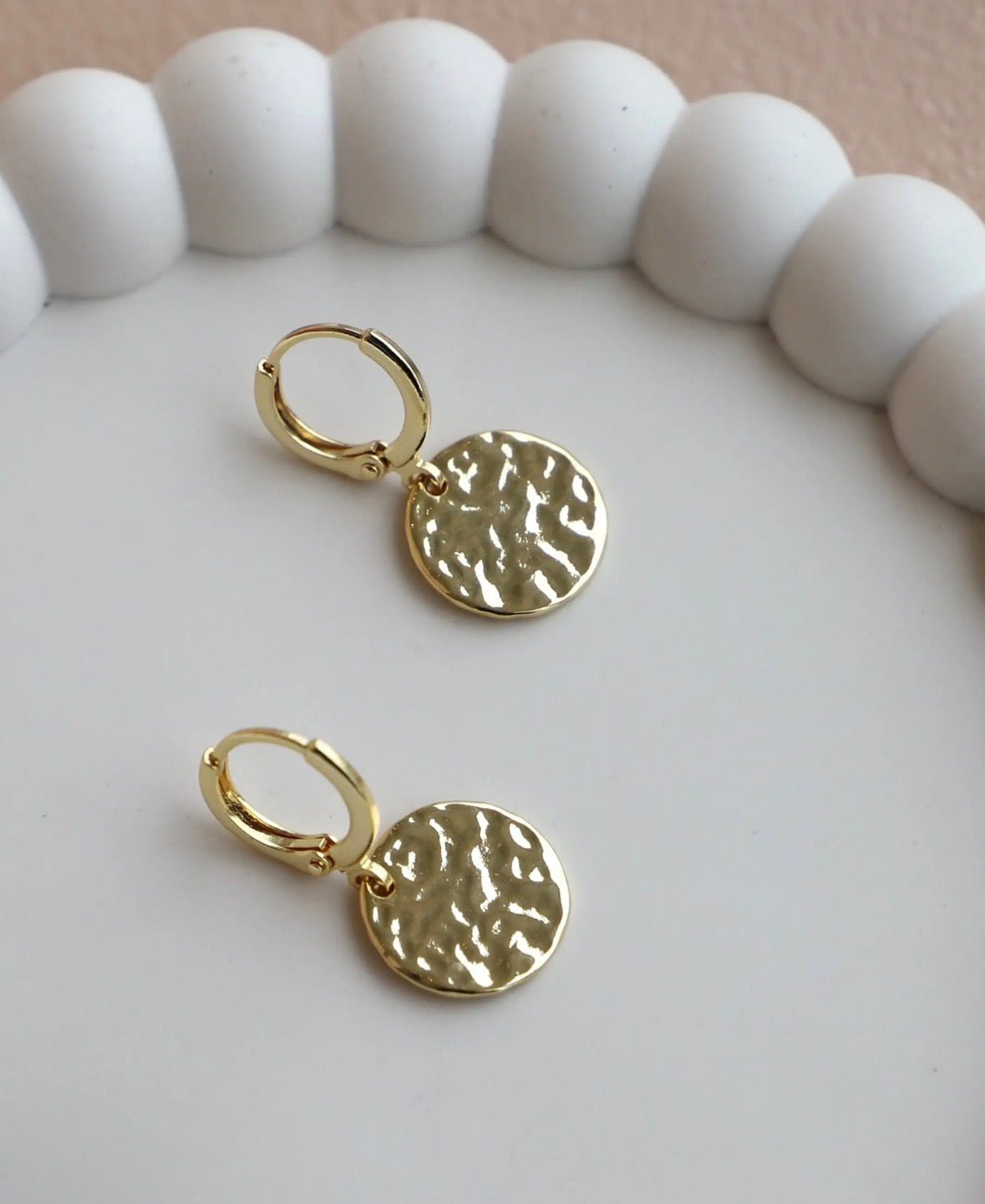 Hammered Medallion Huggies - Flea Boutiques