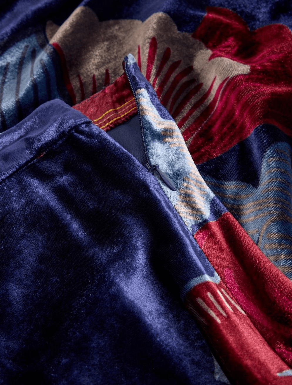 Hope Bias Cut Velvet Skirt - Flea Boutiques