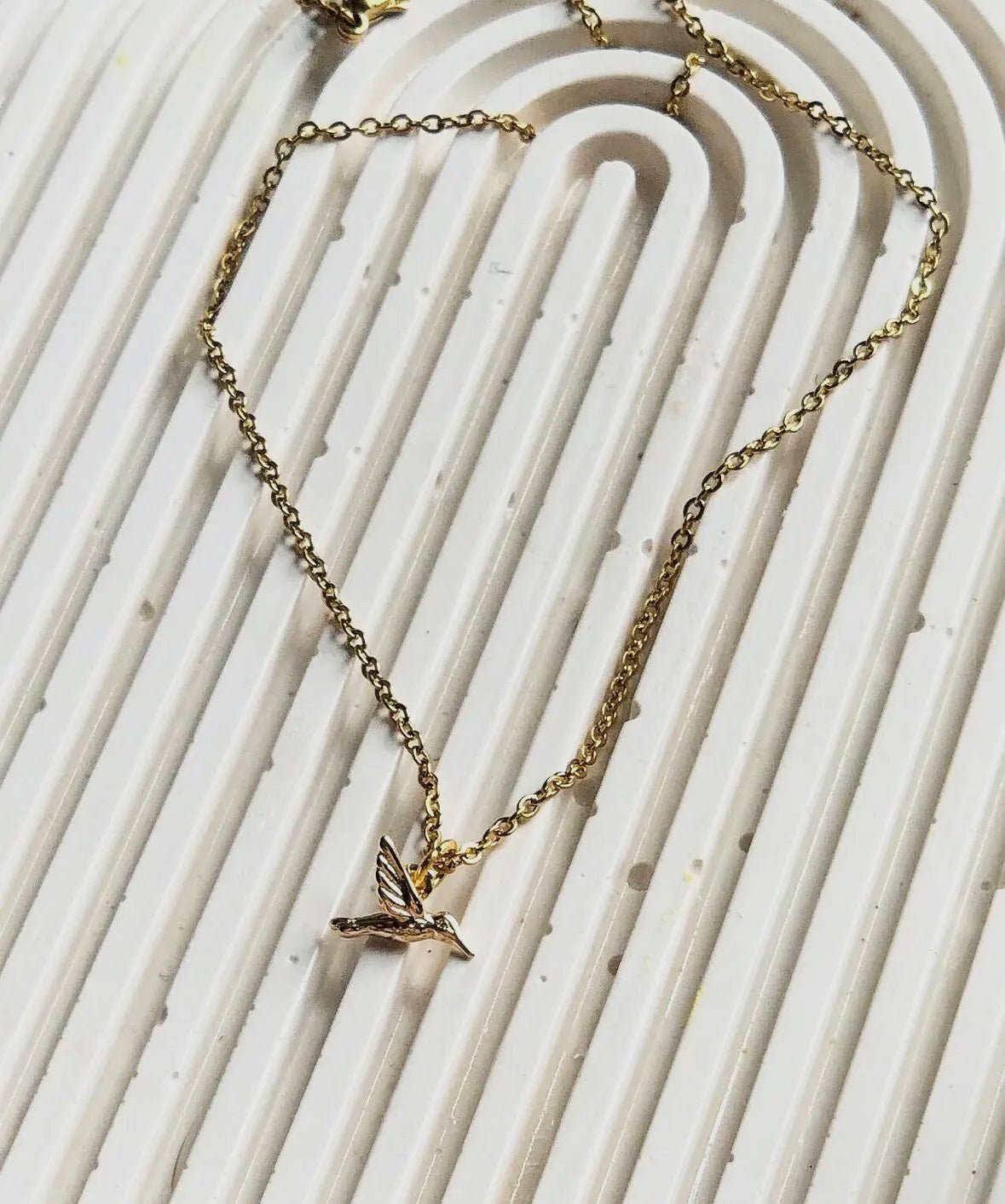 Humming Bird Necklace - Flea Boutiques