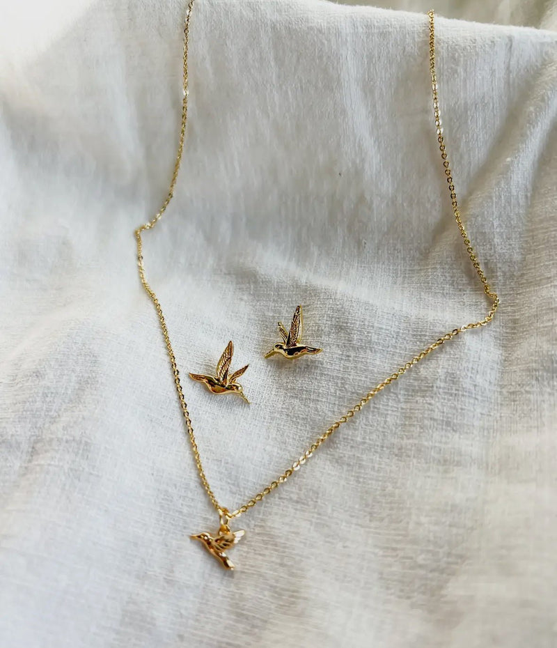 Humming Bird Necklace - Flea Boutiques