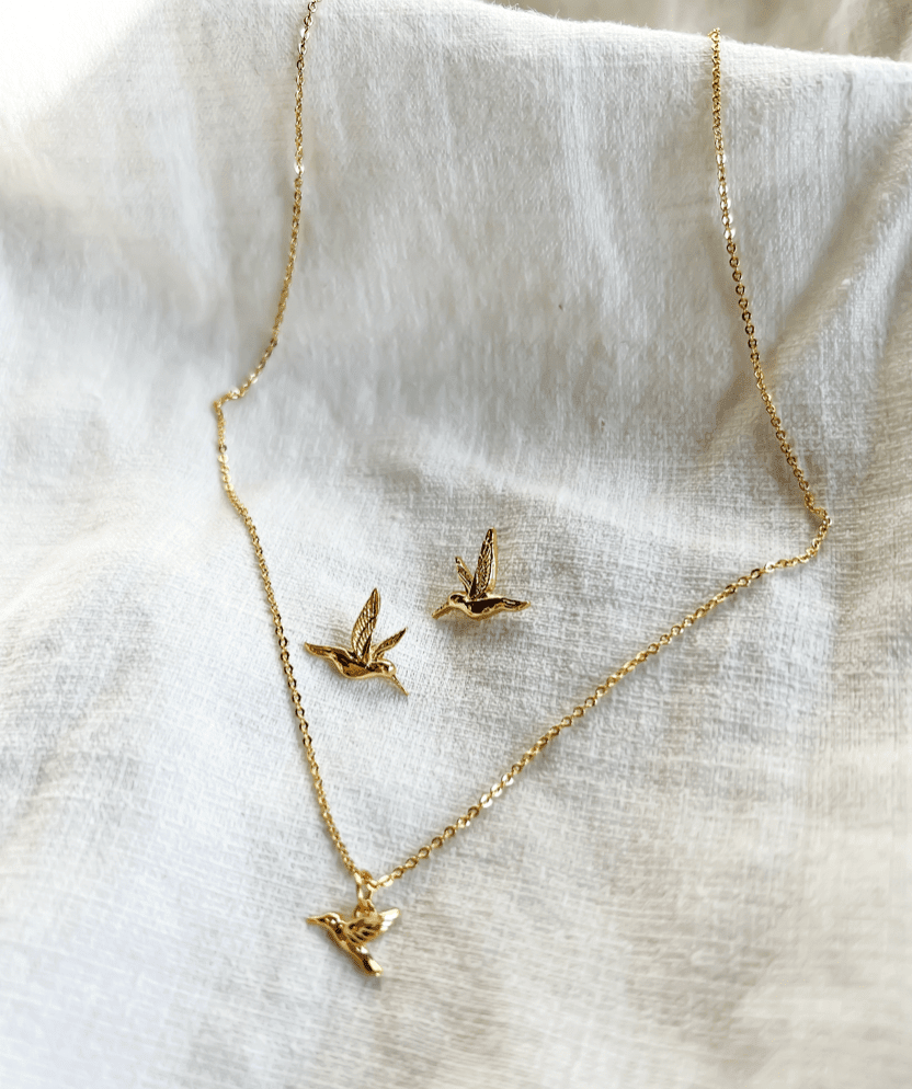 Hummingbird Necklace - Flea Boutiques