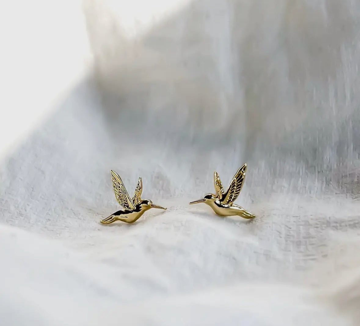 Hummingbird Stud Earrings - Flea Boutiques