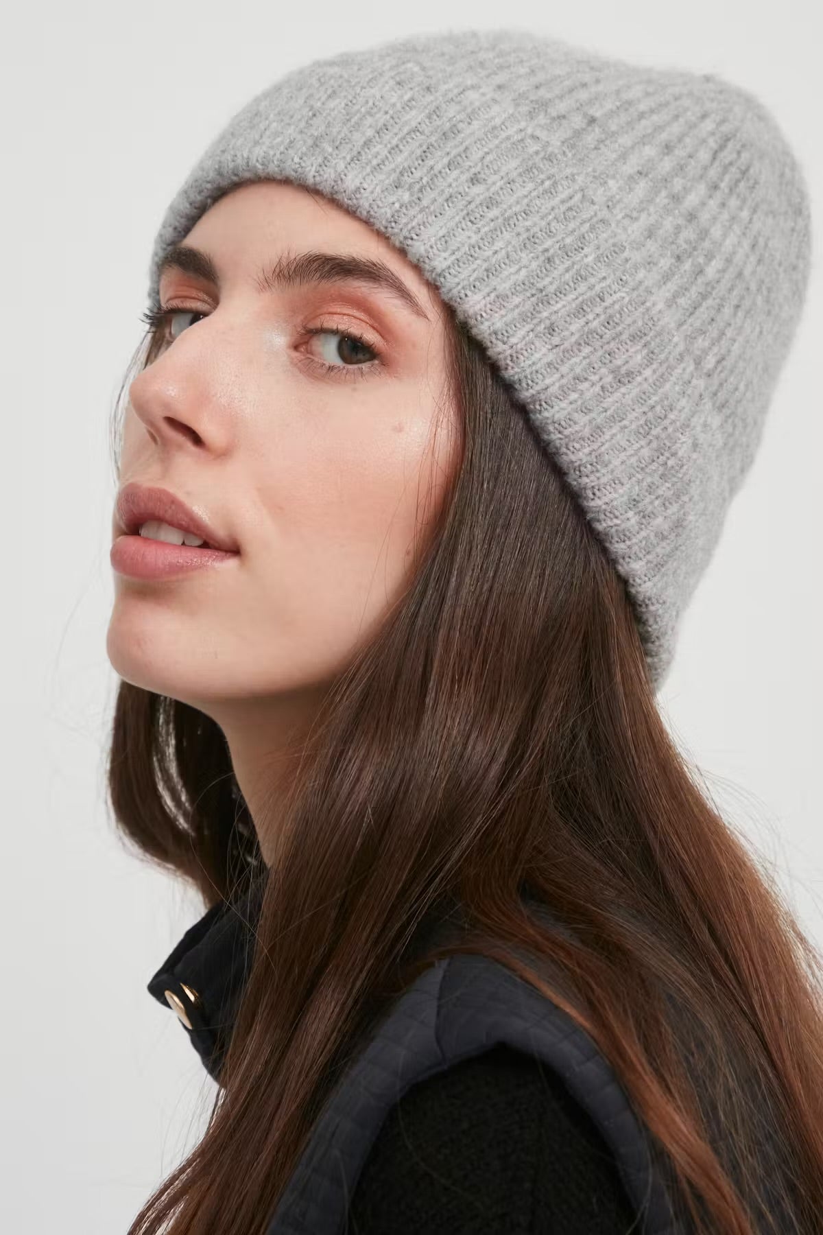 Iaivo Knitted Hat - Flea Boutiques