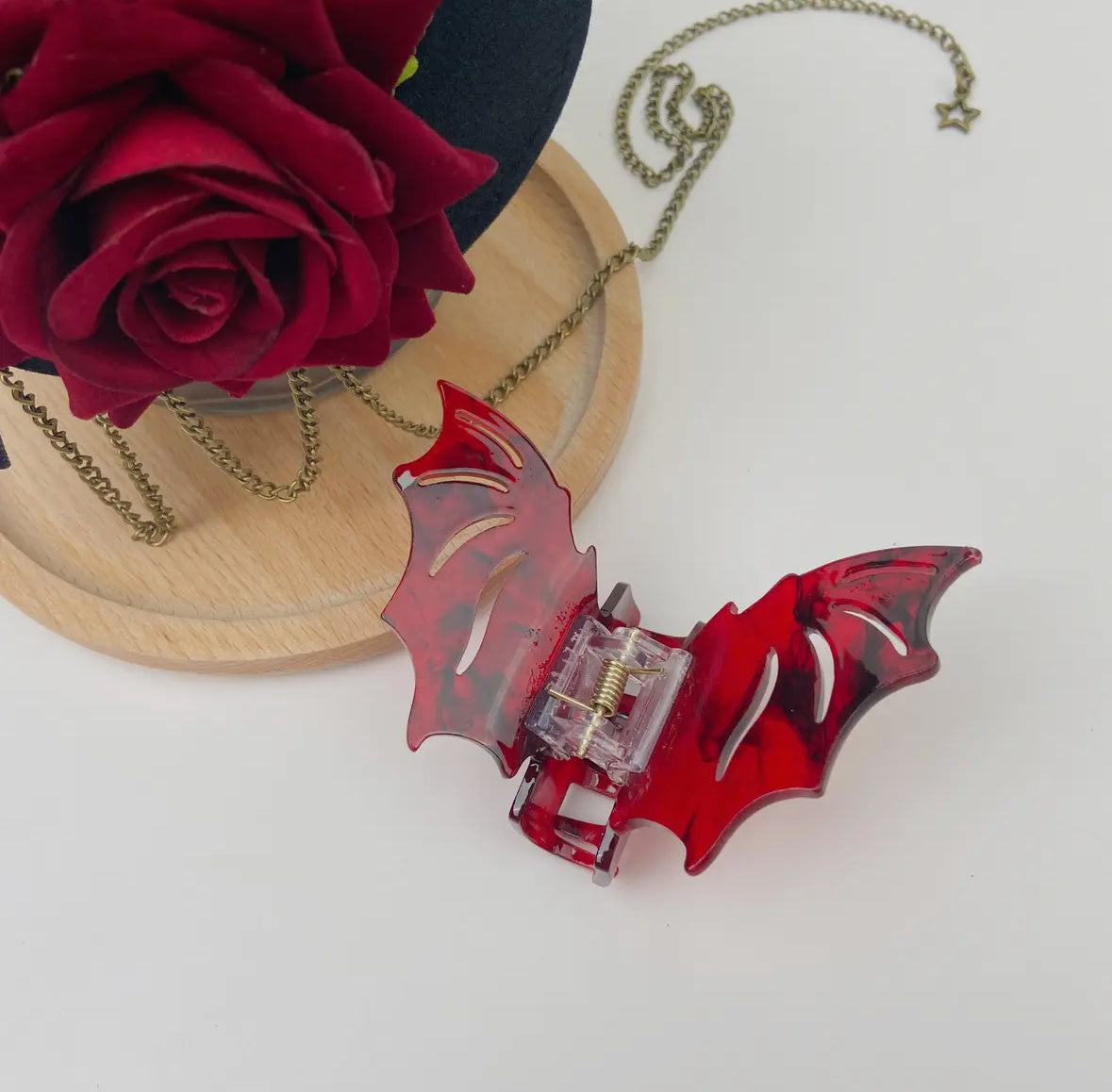 Colorful Bat Clip Red OS