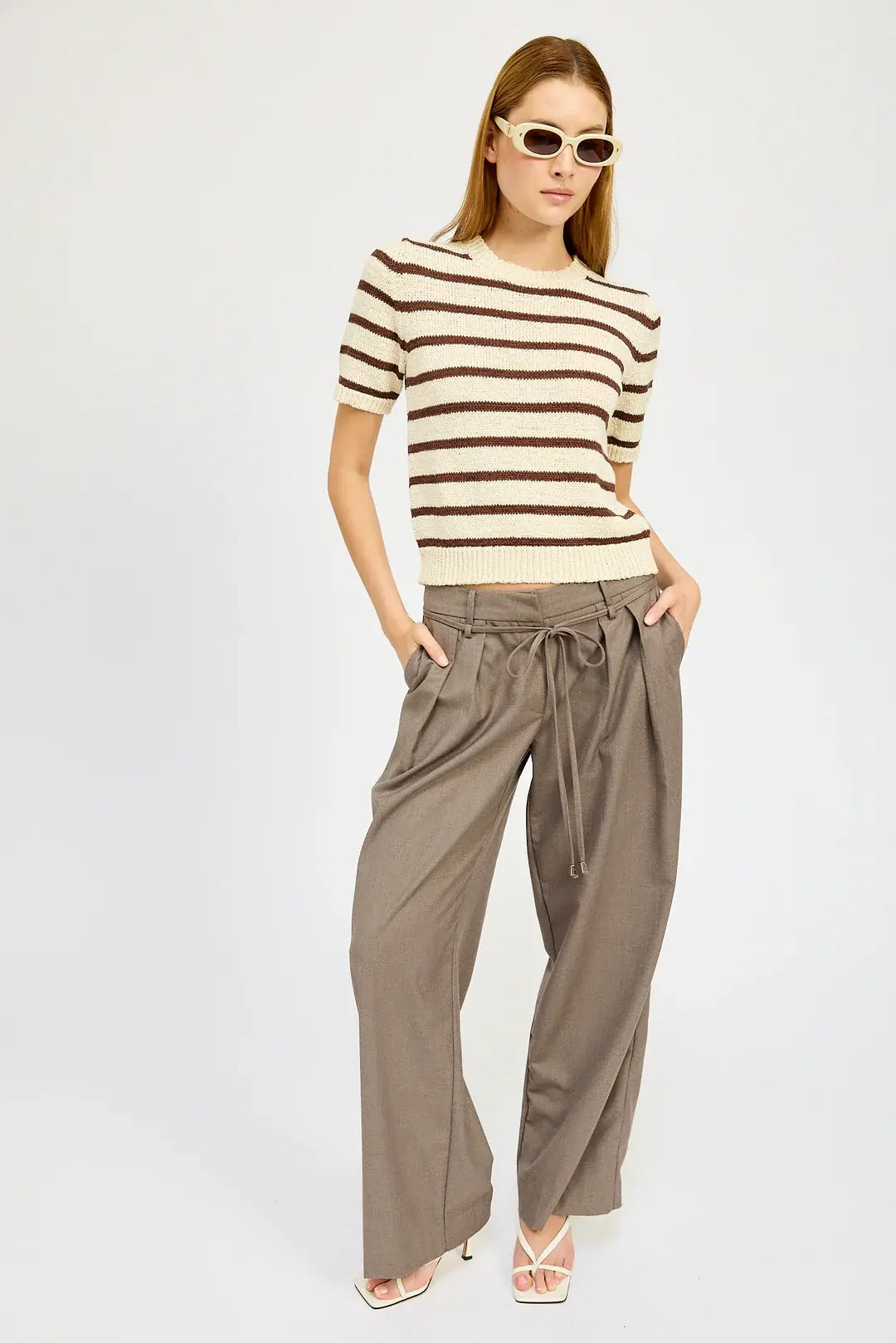 Mid Rise Pleated Trouser w Belt