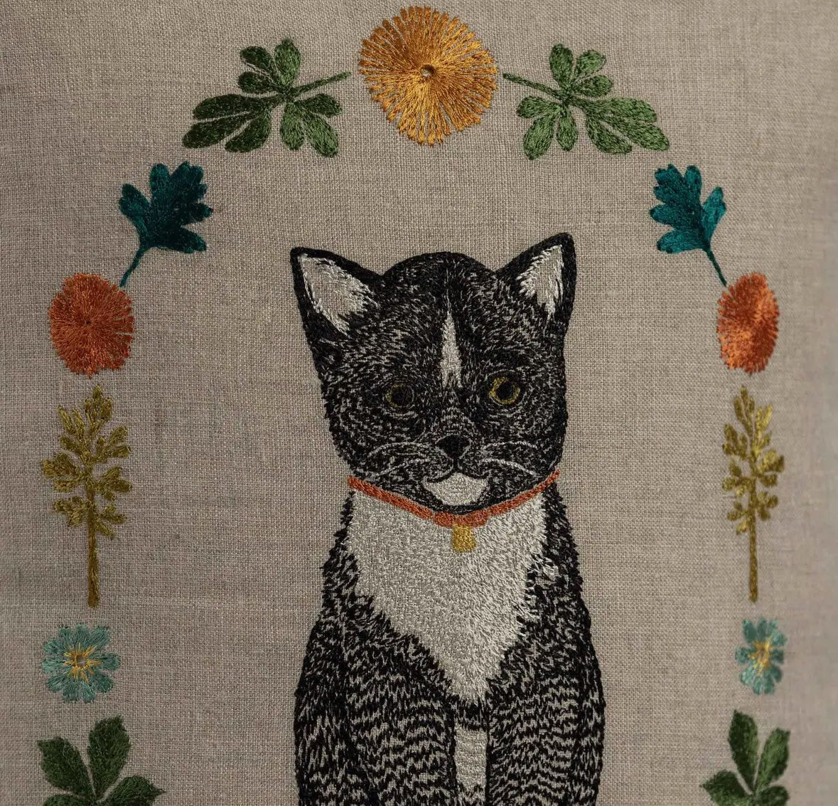 Kitten Cameo Pillow - Flea Boutiques