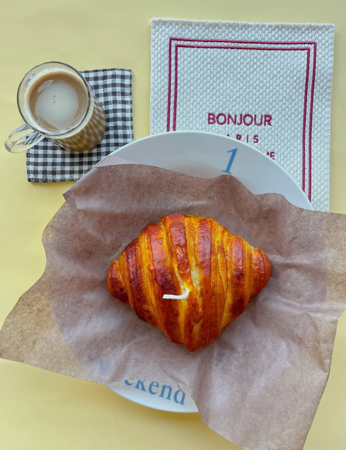 Le Grand Croissant Candle - Flea Boutiques