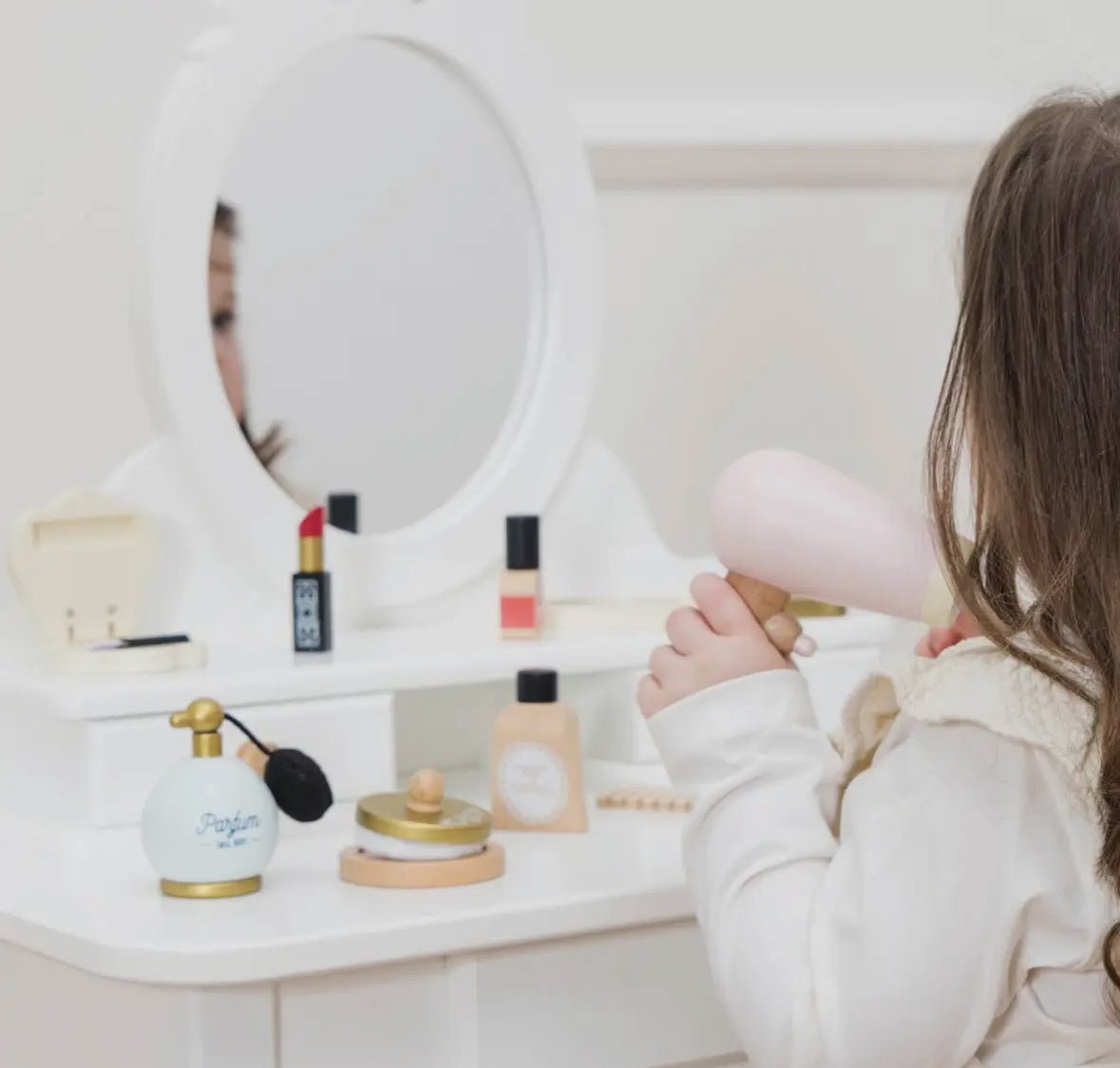 Le Toy Van Wooden Vanity Star Beauty Kit - Flea Boutiques