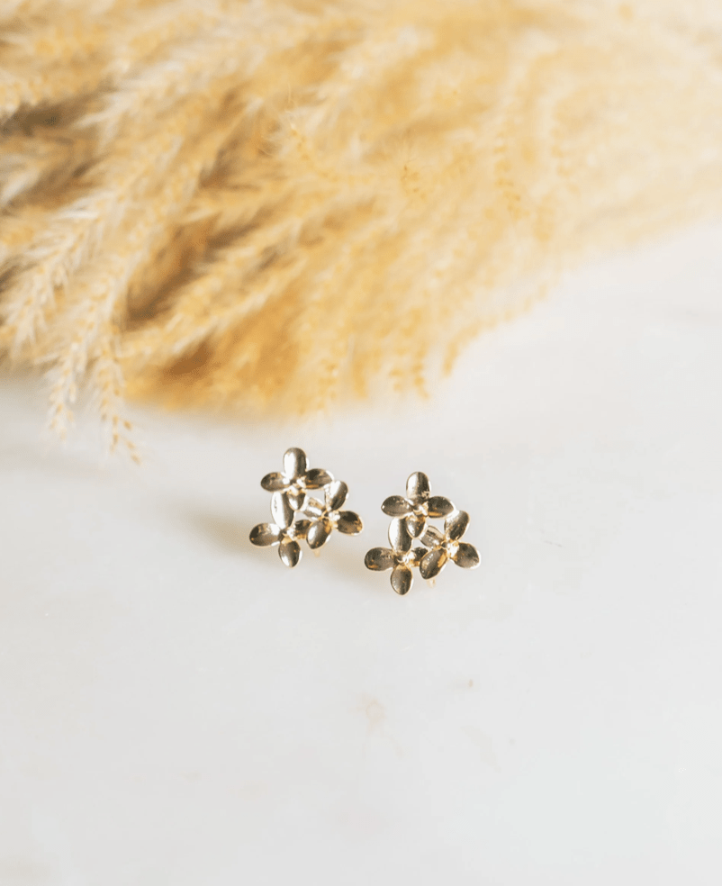 Lilac Studs - Flea Boutiques