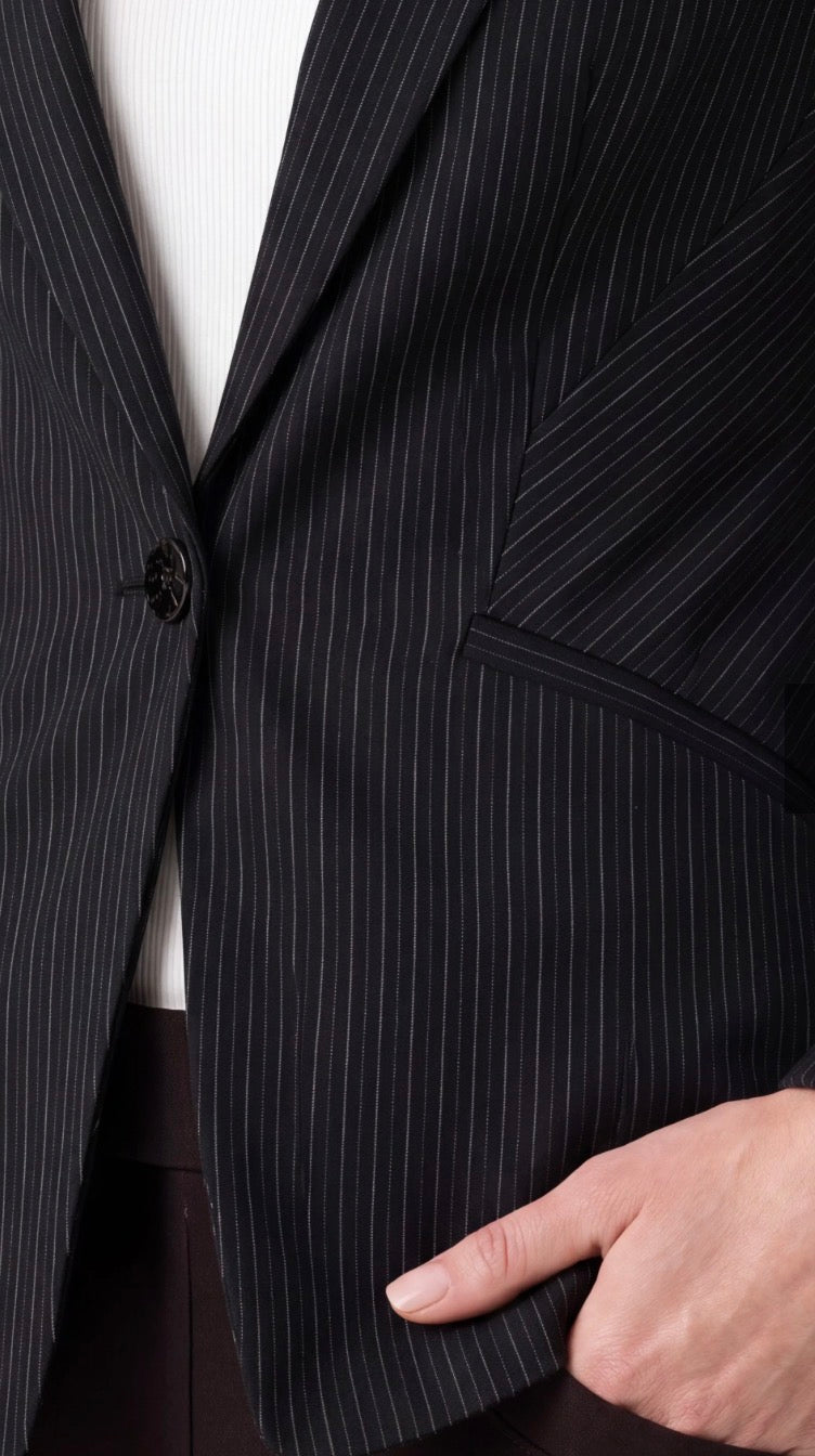 Liverpool Fitted Cutaway Blazer - Flea Boutiques