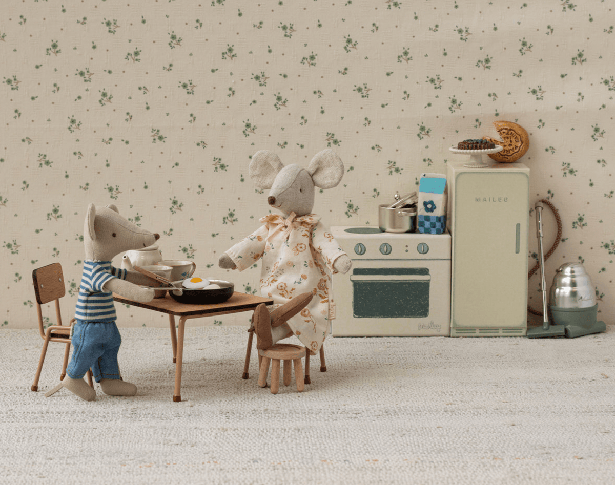 Maileg Mouse Table + 2 Chair Set - Flea Boutiques