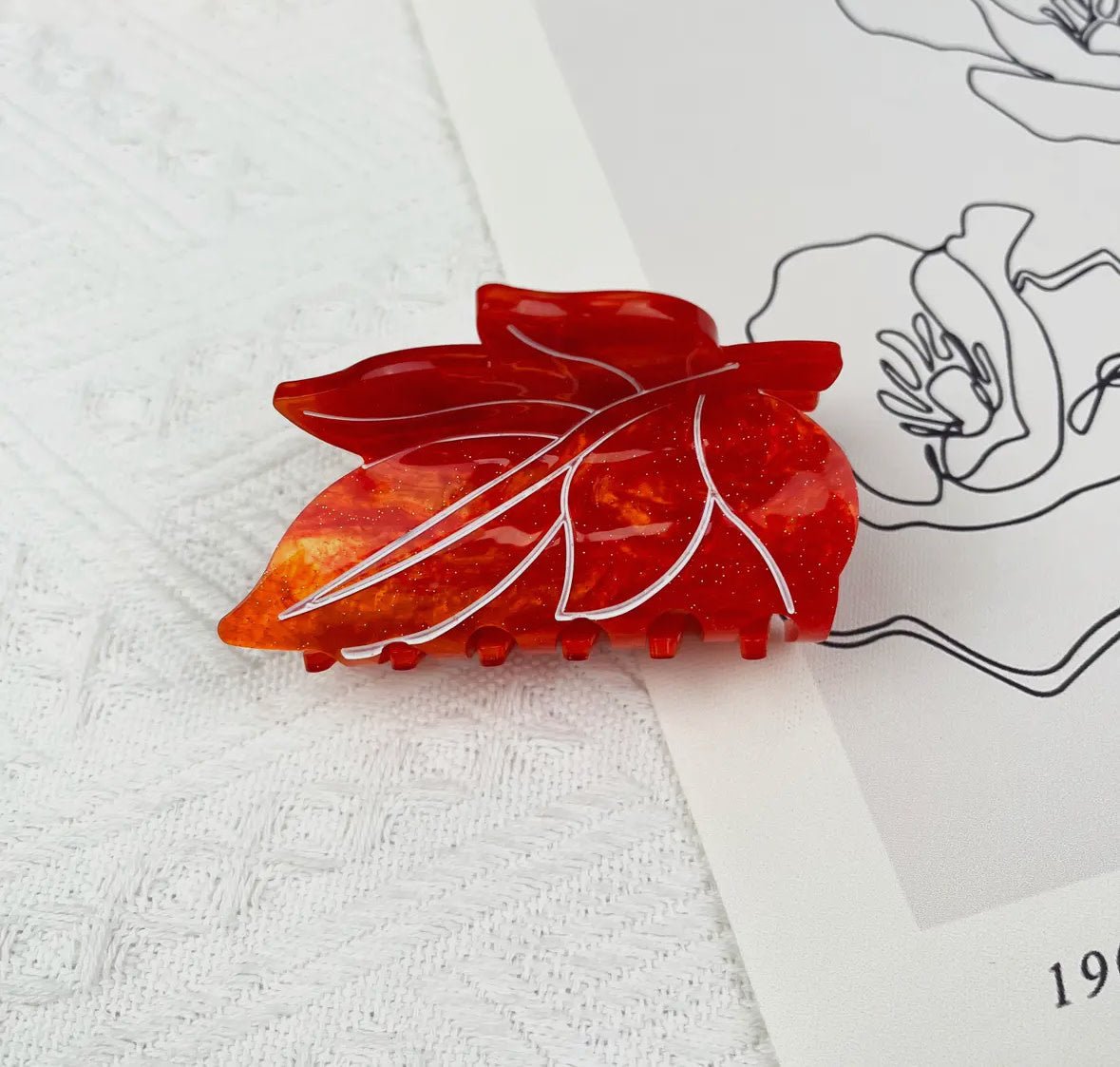 Maple Leaf Clip - Flea Boutiques