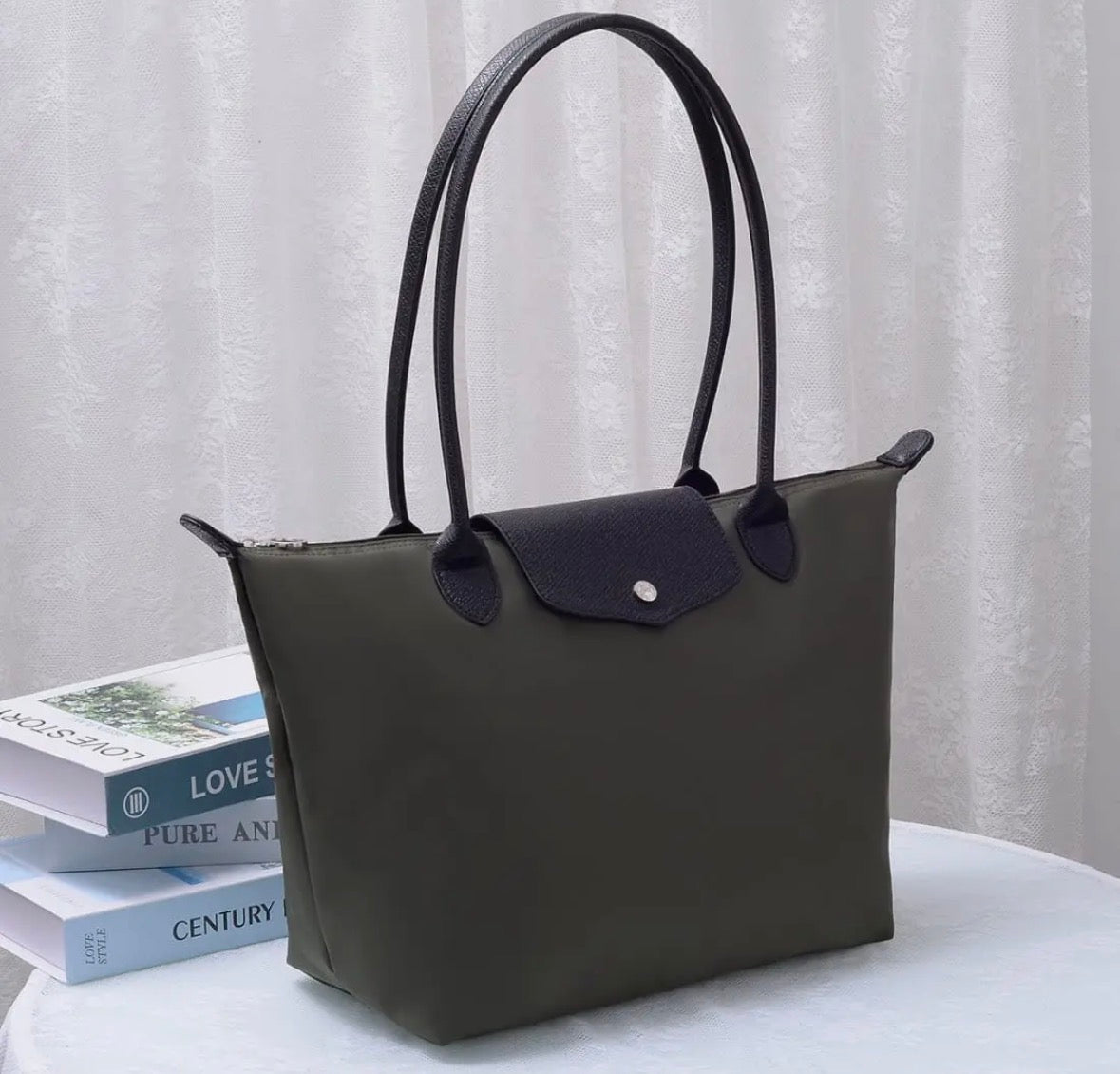 Medium Canvas Tote Bag - Flea Boutiques