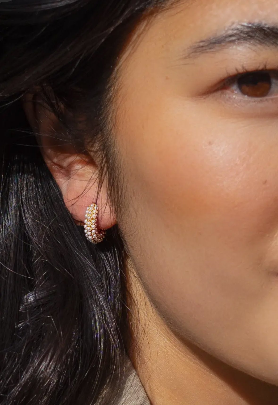 Mini Dot Pearl Hoop - Flea Boutiques